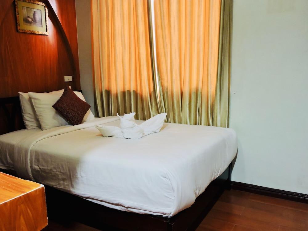 Tinhat Halal حلال Certified Boutique Hotel And Restaurant Davao Екстер'єр фото