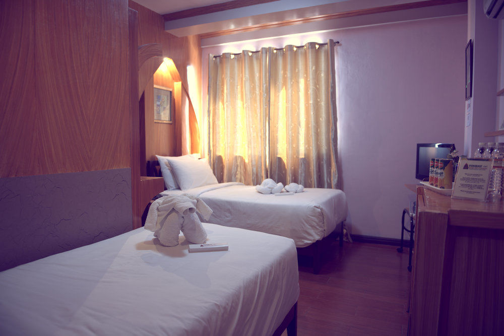 Tinhat Halal حلال Certified Boutique Hotel And Restaurant Davao Екстер'єр фото